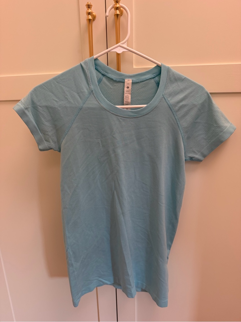 lululemon athletica Light Blue Short Sleeve Crew Tee